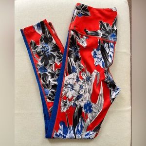 Nike Dri-Fit Leggings size Medium